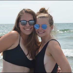 Meet your Posher, Maddie